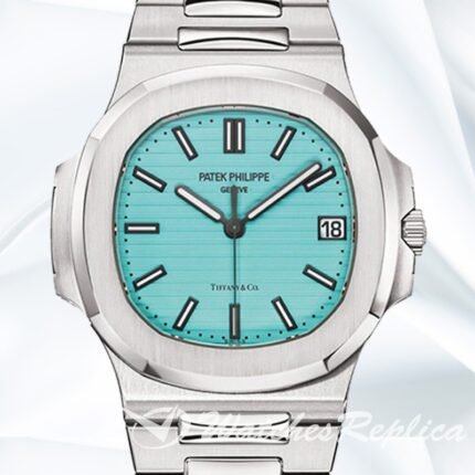 Patek Philippe Nautilus 40mm 5711/1A 018 Men's Silver tone Automatic