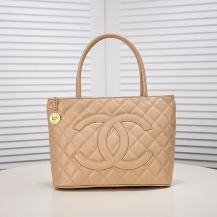 Chanel Vintagep Hilton Bag Tote  Shoulder Bag Handbag