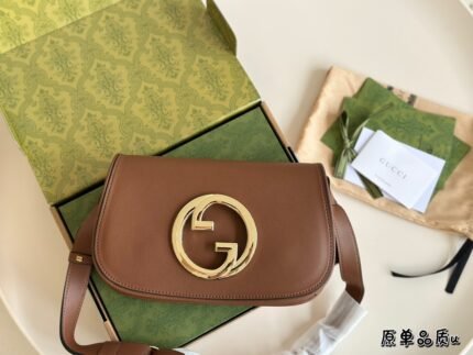 Gucci BLONDIE Shoulder Bag