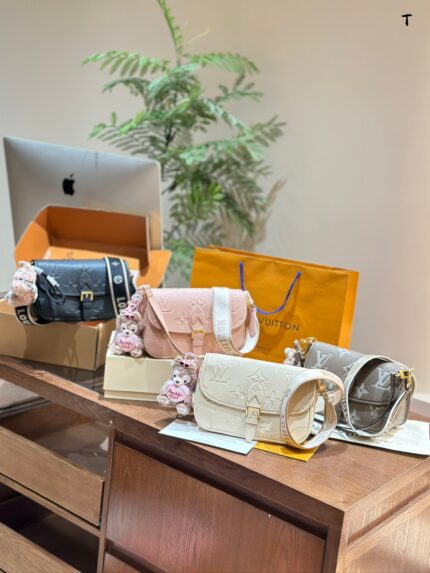 Louis Vuitton Diane Shoulder Bag Handbag